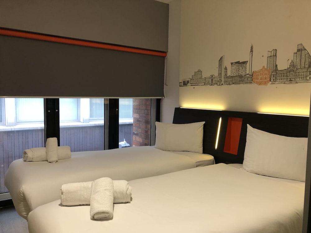 Easyhotel Birmingham Exterior photo
