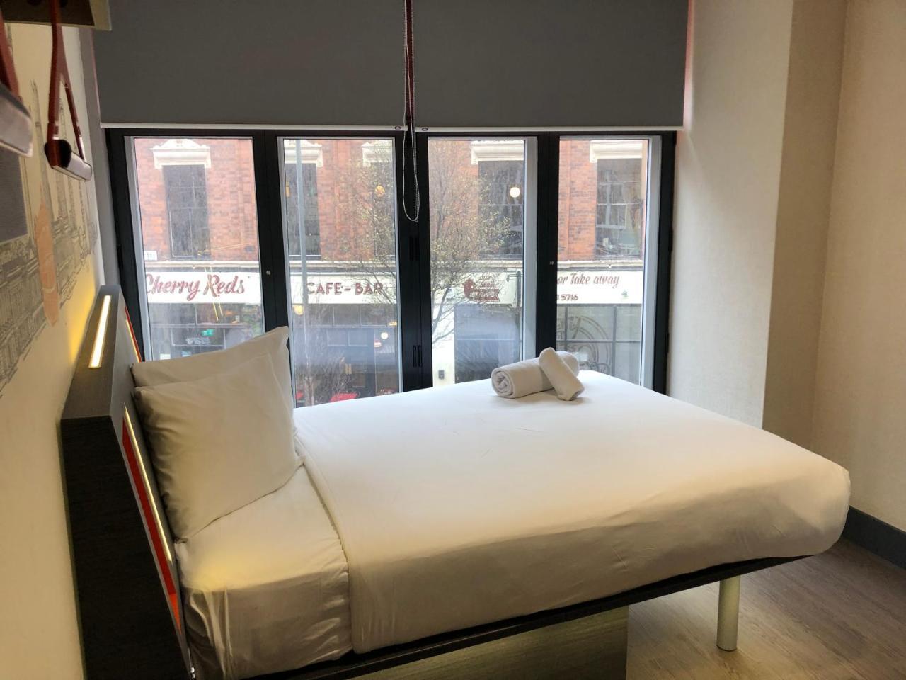 Easyhotel Birmingham Exterior photo