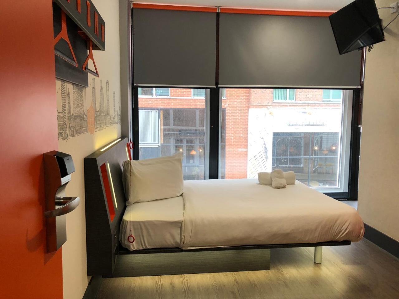 Easyhotel Birmingham Exterior photo