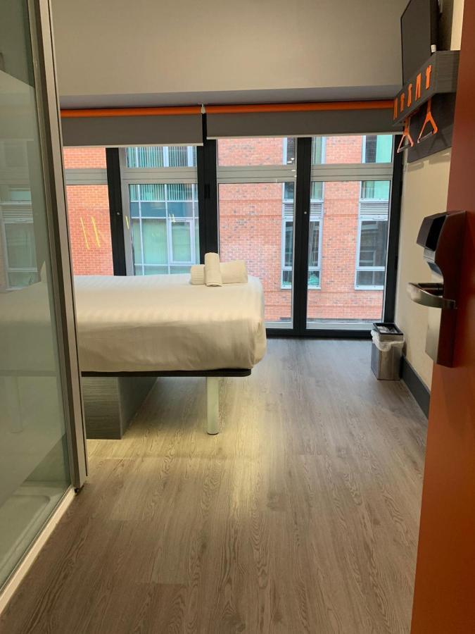 Easyhotel Birmingham Exterior photo